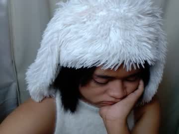 Hoelyhanabi Chaturbate stream image from November 19, 2025