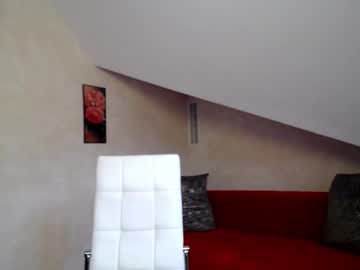 Kathylovexxx stream image from November 19, 2025
