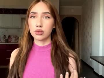 Norahchee Chaturbate stream image from November 19, 2025