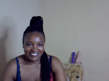 Veesazii Chaturbate stream image from November 19, 2025