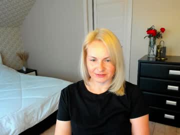 Alicee__Grace Chaturbate stream image from November 19, 2025