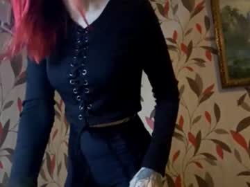 Genevivewayson Chaturbate stream image from November 19, 2025