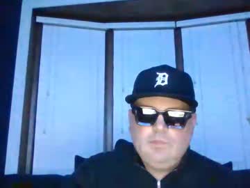 Holden_Minutz Chaturbate stream image from November 19, 2025