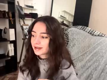 Leahduran Chaturbate stream image from November 19, 2025