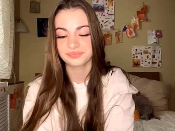 Rhiannonmuccigrosso Chaturbate stream image from November 19, 2025