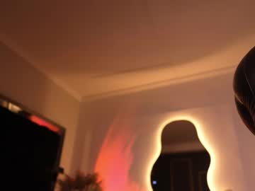 Zoevidal_ Chaturbate stream image from November 19, 2025