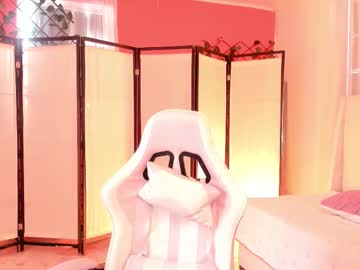 Khloe_Houston Chaturbate stream image from November 19, 2025