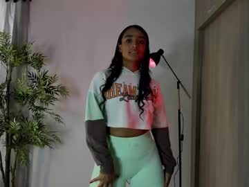 Shazamairet Chaturbate stream image from November 19, 2025