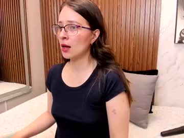 Ambeerrwood_ Chaturbate stream image from November 19, 2025