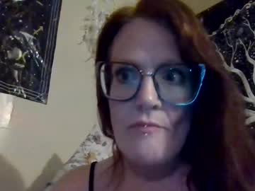 Bigtittiedredhead36 Chaturbate stream image from November 19, 2025
