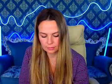 Hot_Natallie Chaturbate stream image from November 19, 2025