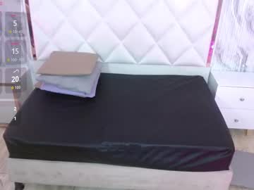 Alina_Tay Chaturbate stream image from November 19, 2025