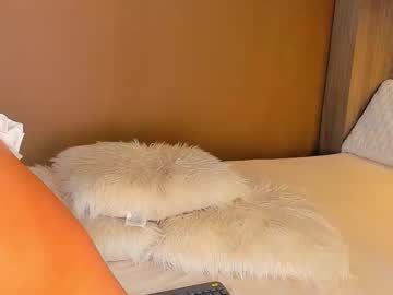 Gigi_Wilden Chaturbate stream image from November 19, 2025