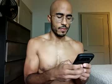 Latinomixedbbc Chaturbate stream image from November 19, 2025