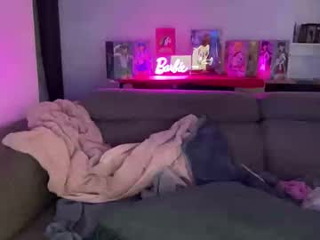 Heycaseypaige Chaturbate stream image from November 19, 2025
