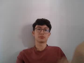 Kevintdx Chaturbate stream image from November 19, 2025