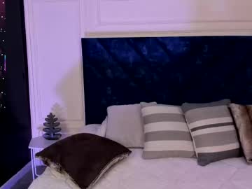 Violet0333 Chaturbate stream image from November 19, 2025