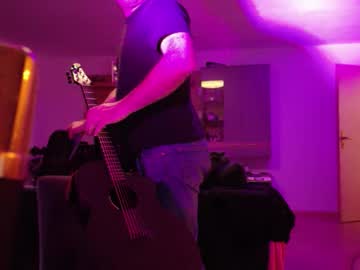Beatedgod Chaturbate stream image from November 19, 2025