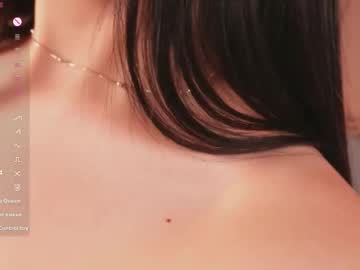 Dolcexx Chaturbate stream image from November 19, 2025