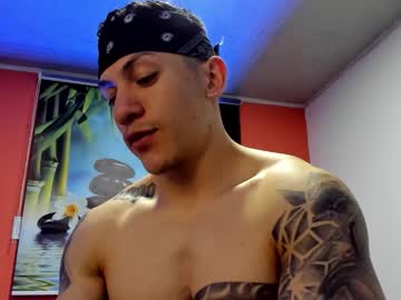 Aquiles_51 Chaturbate stream image from November 19, 2025