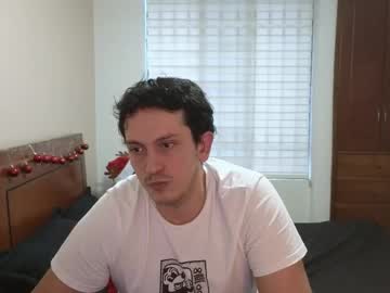 Danruiz33 Chaturbate stream image from November 19, 2025