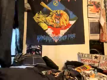 Graveyardblunts66 Chaturbate stream image from November 19, 2025