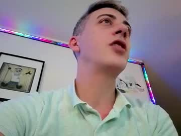 Hugolandcam Chaturbate stream image from November 19, 2025