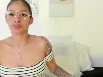 Seleneclark_ Chaturbate stream image from November 19, 2025