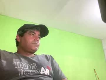 9vinhocamshow Chaturbate stream image from November 19, 2025