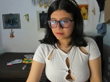 Cristal_G19 Chaturbate stream image from November 19, 2025