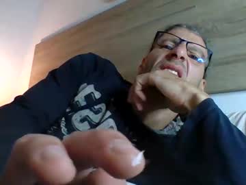 Enri222 Chaturbate stream image from November 19, 2025