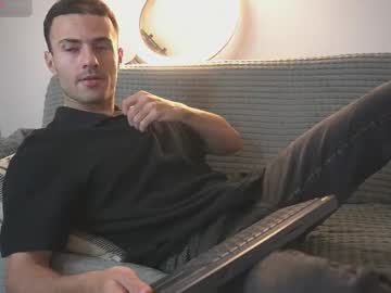 Salvatoredamon7 Chaturbate stream image from November 19, 2025