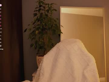 Ester_Hill Chaturbate stream image from November 20, 2025