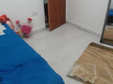 Laura_Foxx2379 Chaturbate stream image from November 20, 2025