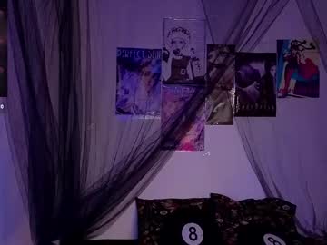 Scarleth_Shadow Chaturbate stream image from November 20, 2025