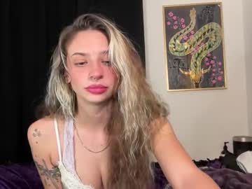 Ivygrayx Chaturbate stream image from November 20, 2025