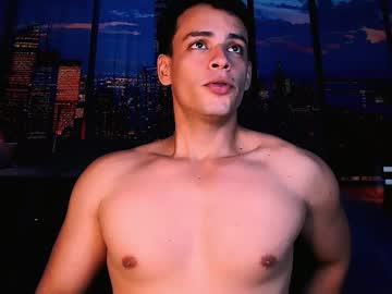 Liam_Rosetti Chaturbate stream image from November 20, 2025