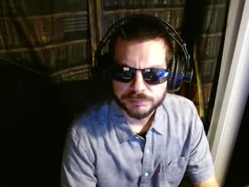 Justshutupandwatch Chaturbate stream image from November 20, 2025