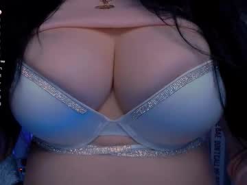 Bellelovexx Chaturbate stream image from November 20, 2025