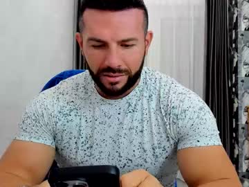 Joshuamuscle69 Chaturbate stream image from November 20, 2025