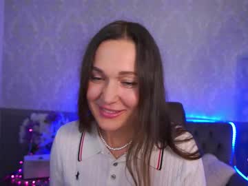 Brianawongg Chaturbate stream image from November 20, 2025