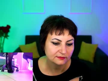Helenbeler Chaturbate stream image from November 20, 2025