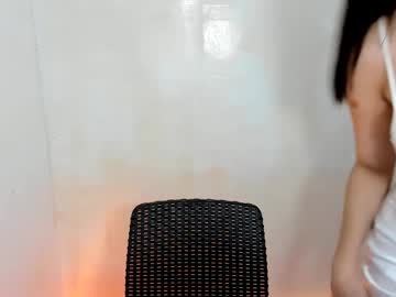 Suselya Chaturbate stream image from November 20, 2025