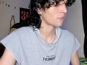 Halan_Jr Chaturbate stream image from November 20, 2025