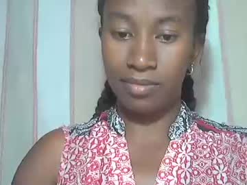 Minouch211907 Chaturbate stream image from November 20, 2025