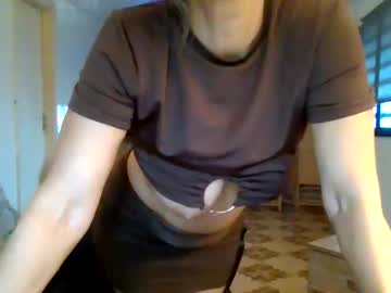 Francelune Chaturbate stream image from November 20, 2025