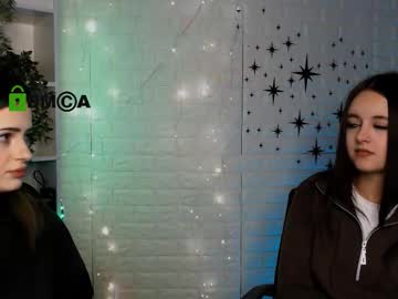 Alyssamoan Chaturbate stream image from November 20, 2025