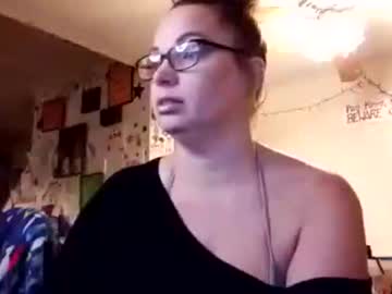 Deedeemarie02 Chaturbate stream image from November 20, 2025