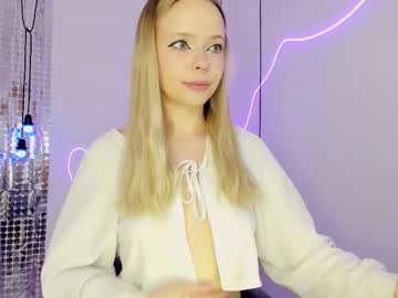 Lucy__Loy Chaturbate stream image from November 20, 2025