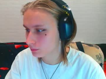 Stardustsofiax Chaturbate stream image from November 20, 2025